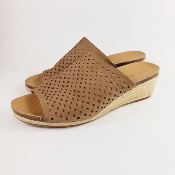 Lucky Brand Shoes - Lucky Brand Beige Jemya Perforated Sandal Sz 9.5
